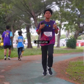 Runner Photo 8441988
