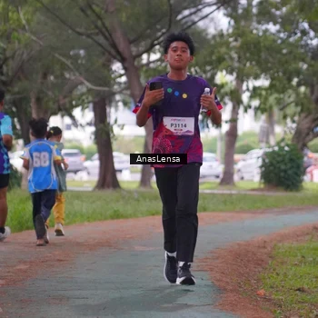 Runner Photo 8441990