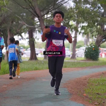 Runner Photo 8441992