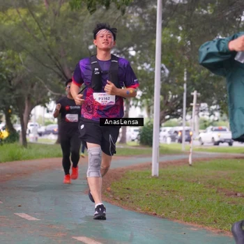Runner Photo 8442032