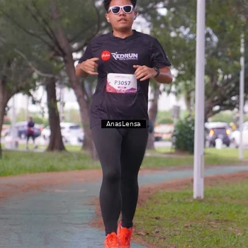 Runner Photo 8442045