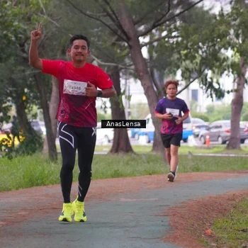 Runner Photo 8442070