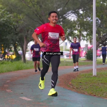 Runner Photo 8442090