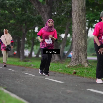 Runner Photo 8442098