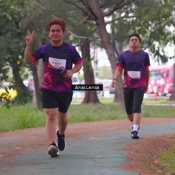 Runner Photo 8442109