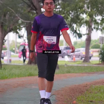 Runner Photo 8442130
