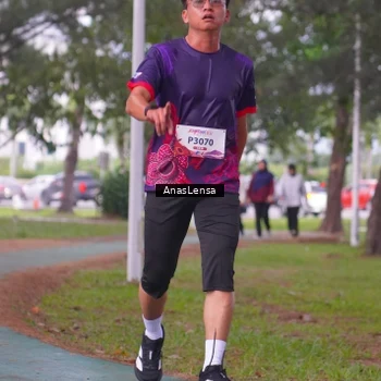Runner Photo 8442133