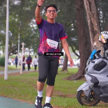 Runner Photo 8442136