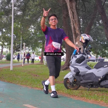 Runner Photo 8442138