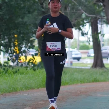 Runner Photo 8442140