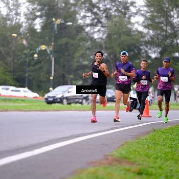 Runner Photo 8442157