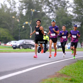 Runner Photo 8442161