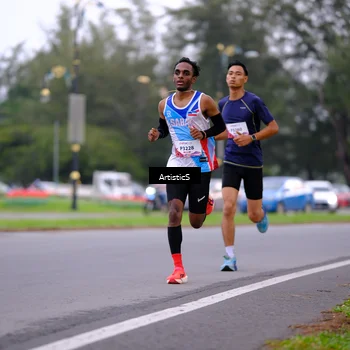 Runner Photo 8442174