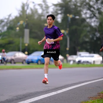 Runner Photo 8442178