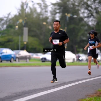 Runner Photo 8442192