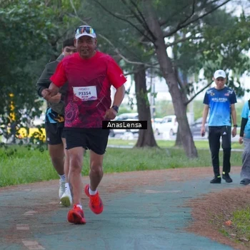 Runner Photo 8442193