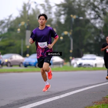 Runner Photo 8442201