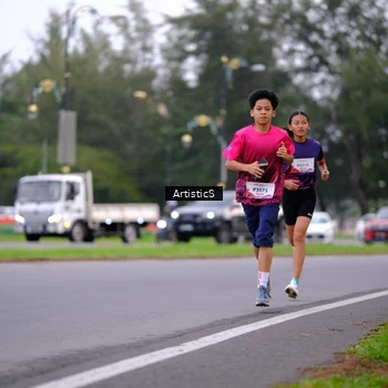 Runner Photo 8442202