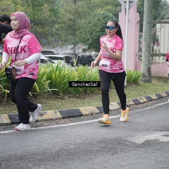 Runner Photo 8442207