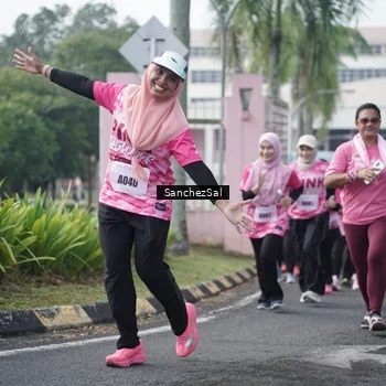 Runner Photo 8442213