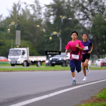 Runner Photo 8442217