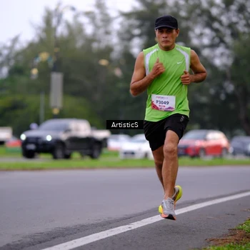 Runner Photo 8442224