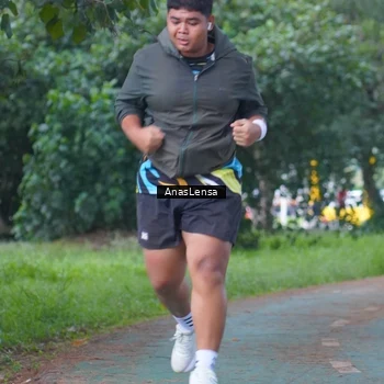 Runner Photo 8442236
