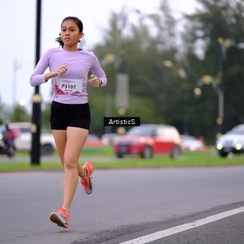 Runner Photo 8442237