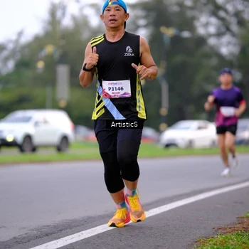 Runner Photo 8442246