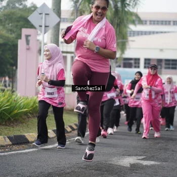Runner Photo 8442253