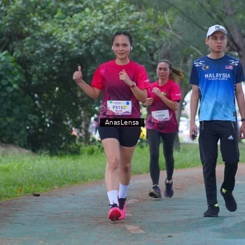 Runner Photo 8442266