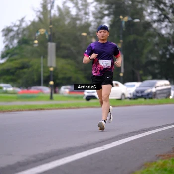 Runner Photo 8442267