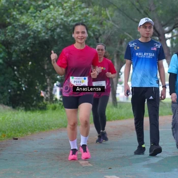 Runner Photo 8442269