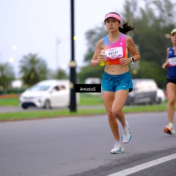 Runner Photo 8442272