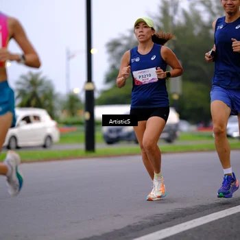 Runner Photo 8442274