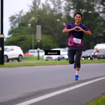 Runner Photo 8442315
