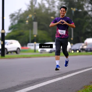 Runner Photo 8442316