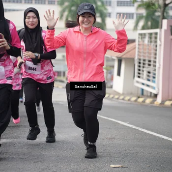 Runner Photo 8442324