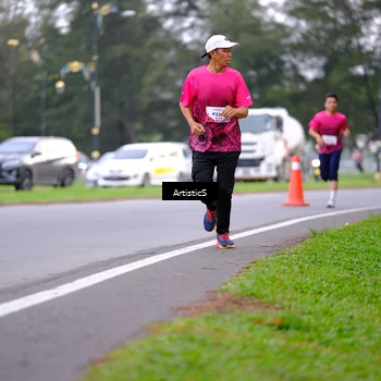 Runner Photo 8442342