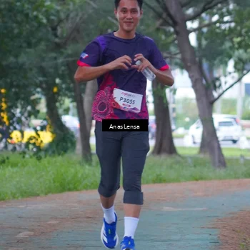 Runner Photo 8442349