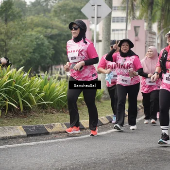Runner Photo 8442354