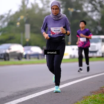 Runner Photo 8442365