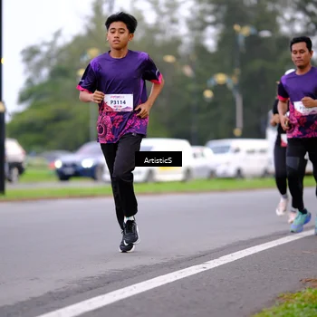 Runner Photo 8442377