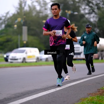 Runner Photo 8442380