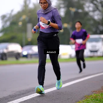 Runner Photo 8442381