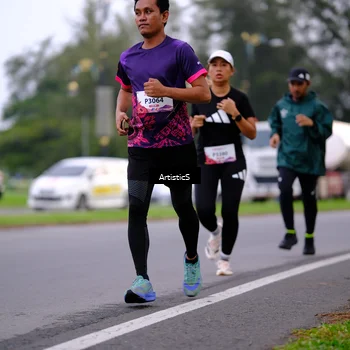 Runner Photo 8442383
