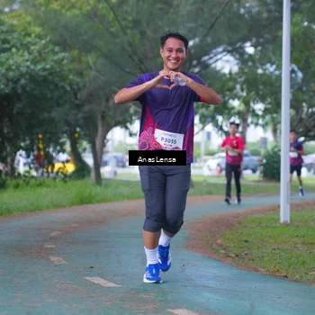 Runner Photo 8442399