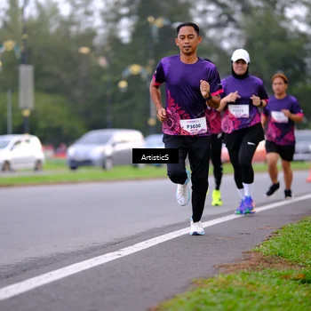 Runner Photo 8442424
