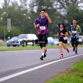 Runner Photo 8442441