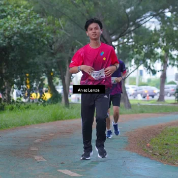 Runner Photo 8442448